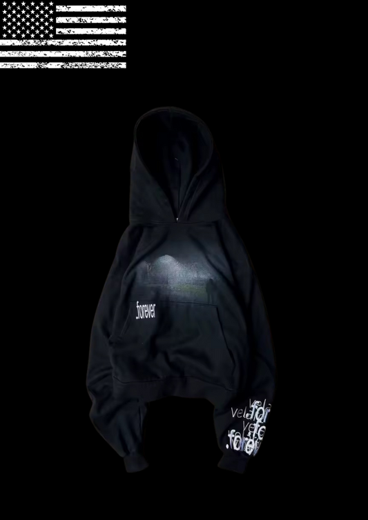 ‘FOREVER’ HOODIE 𖦏
