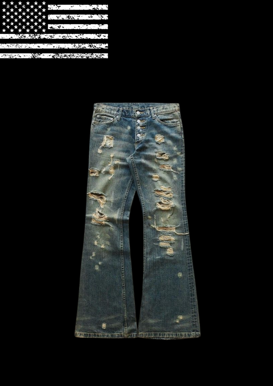 ‘DIRTY FLARES’ JEANS 𖦏